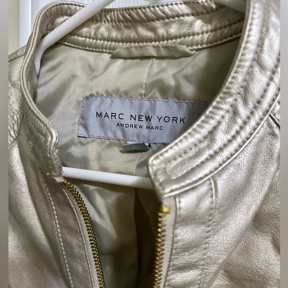 Light gold metallic jacket - Picture 2 of 4